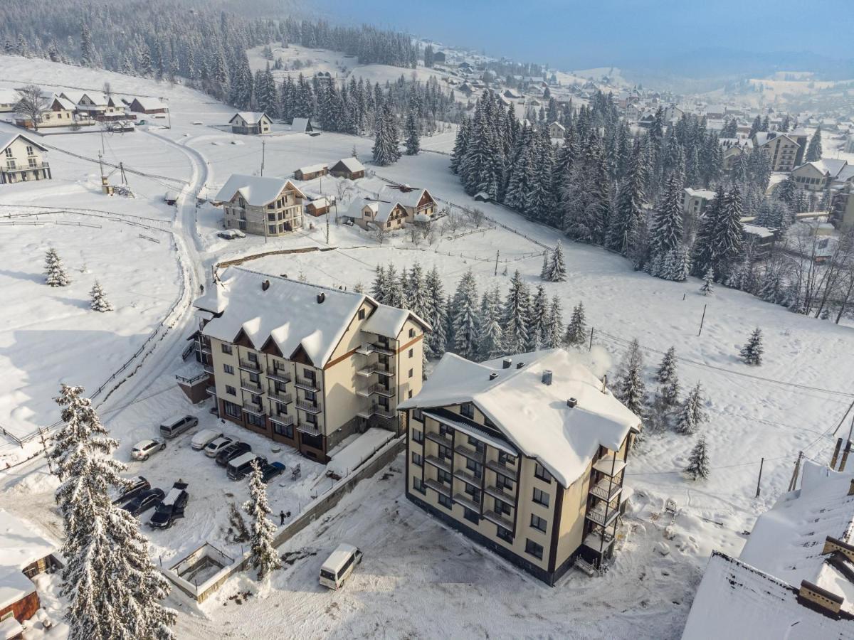 Madison Hotel บูโคเวล ภายนอก รูปภาพ