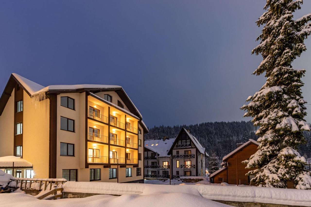Madison Hotel บูโคเวล ภายนอก รูปภาพ