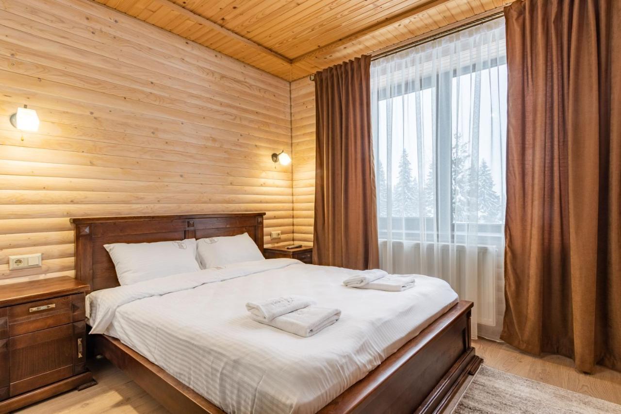 Madison Hotel บูโคเวล ภายนอก รูปภาพ